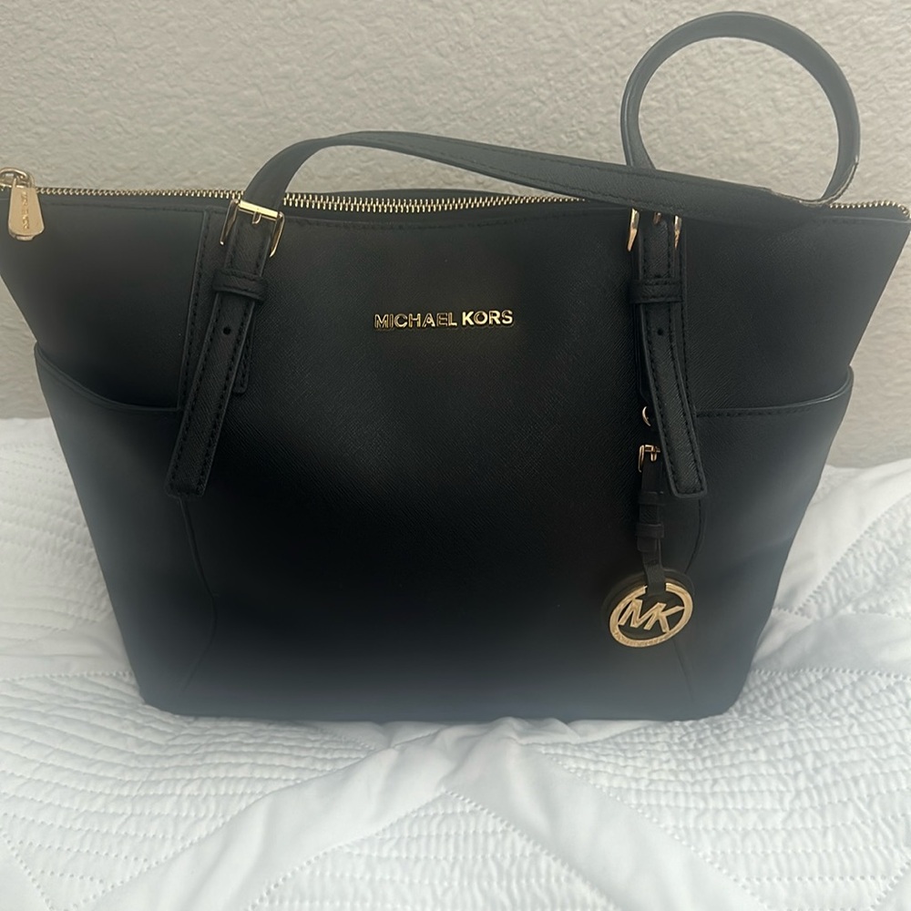 Michael kors jet set